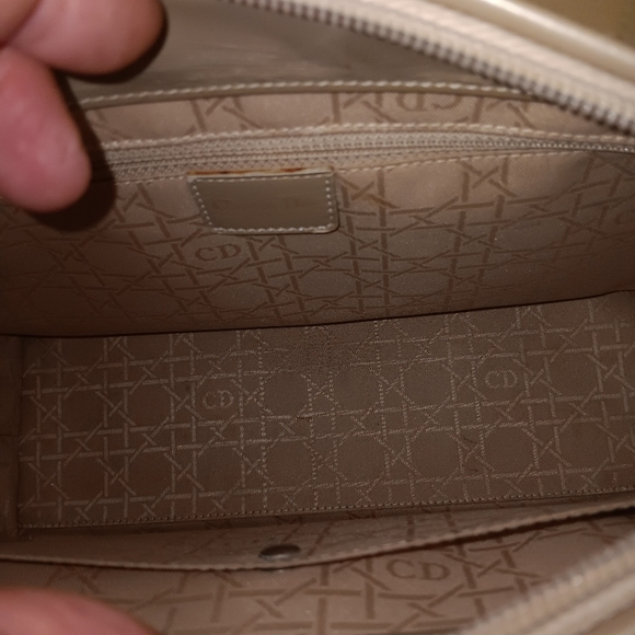 Dior tote with d rings and strap - Picture 7 of 8